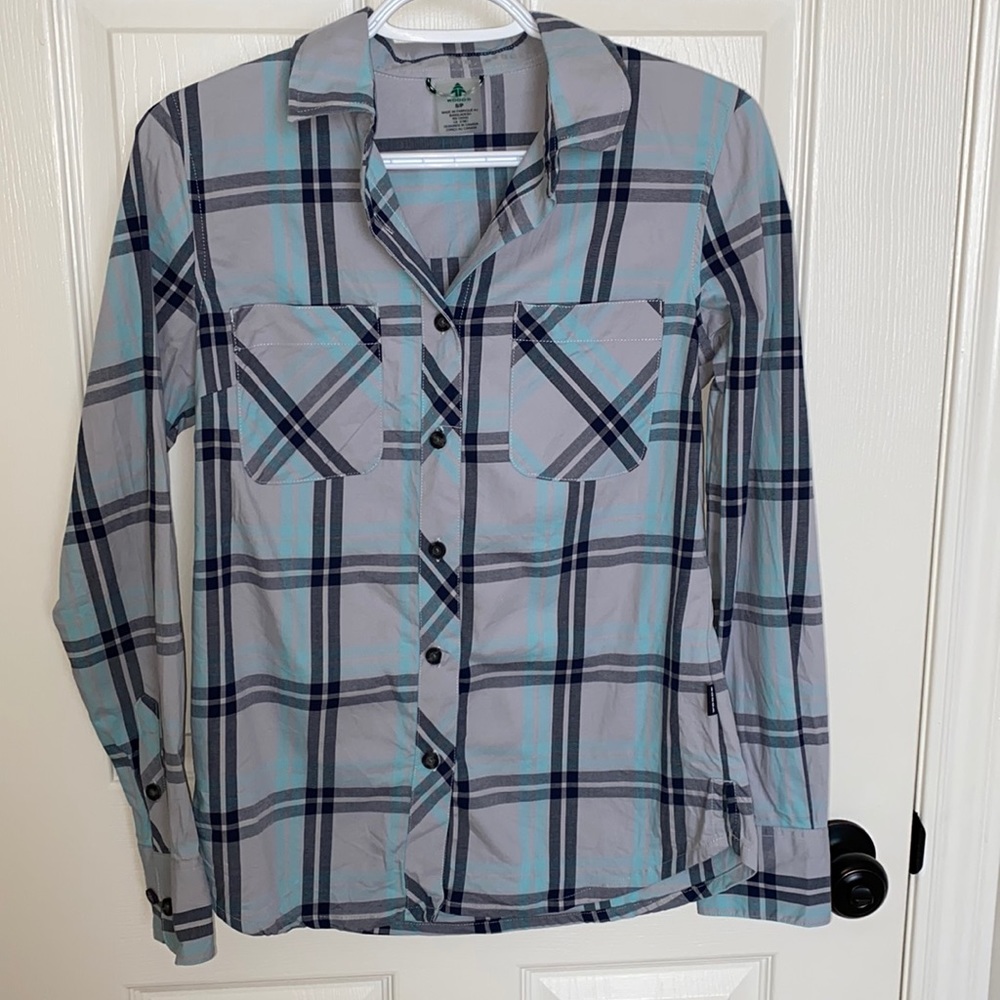 Woods | Woman’s Plaid Button Down Top - Size Small